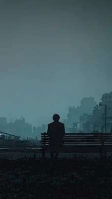City Night Solitude wallpaper thumbnail
